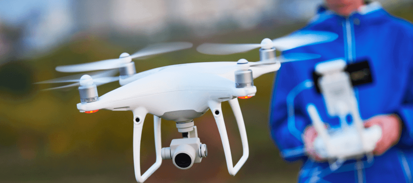 Homem é preso por usar drone para espionar