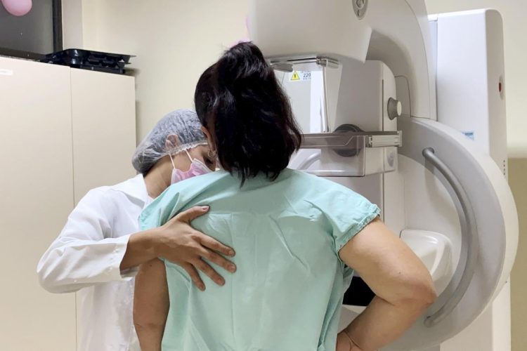 Governo atualiza plano básico de combate ao câncer