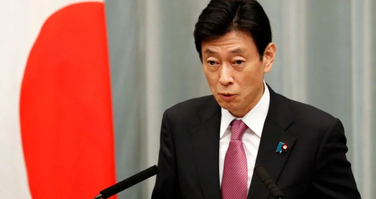 Ministro japonês apoia o uso de combustíveis sintéticos em veículos