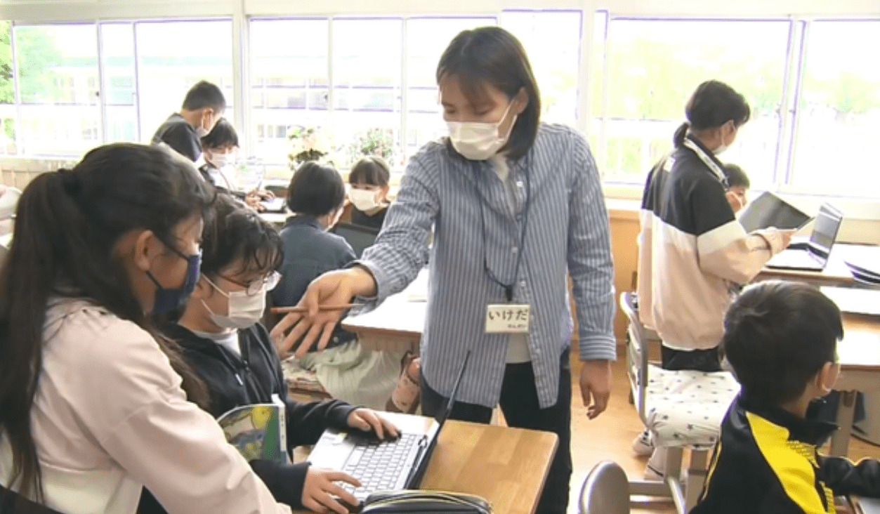Pesquisa aponta que professores do ensino fundamental trabalham além do limite mensal legal no Japão