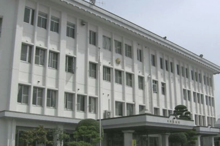 Homem não devolve carro alugado e acaba preso em Fukuoka