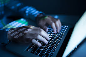 Postagens difamatórias online serão removidos rapidamente das mídias sociais