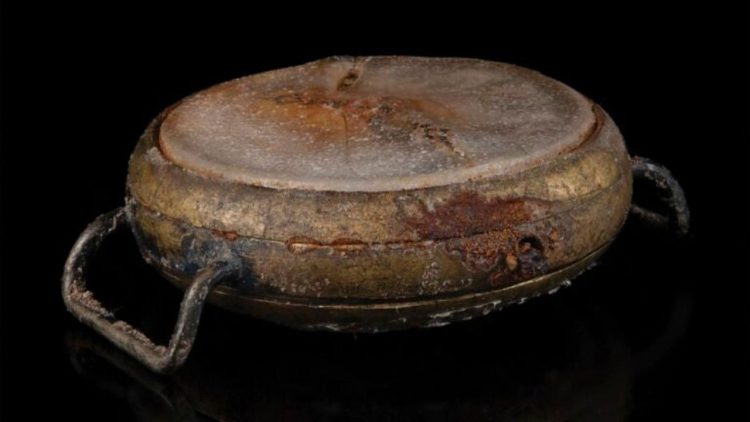 Relógio paralisado pela explosão atômica em Hiroshima é vendido por mais de U$ 31 mil