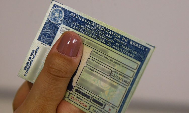 Conversão de carteira de motorista para estrangeiros pode ficar mais difícil no Japão