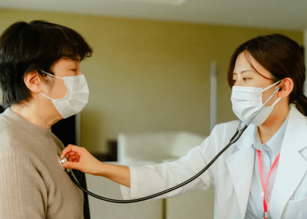 Casos de COVID-19 aumentam pela 1ª vez em 3 meses no Japão