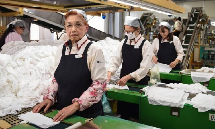 Japão registra aumento significativo de trabalhadores estrangeiros em 2024