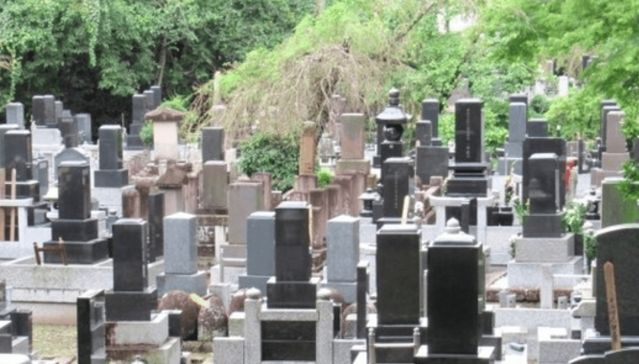 Japão adota novos métodos de sepultamento em meio ao aumento do fechamento de túmulos