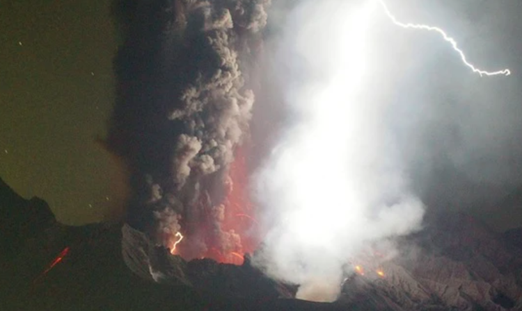 Cientista japonês propõe liberar gases de vulcões para tentar evitar supererupções catastróficas